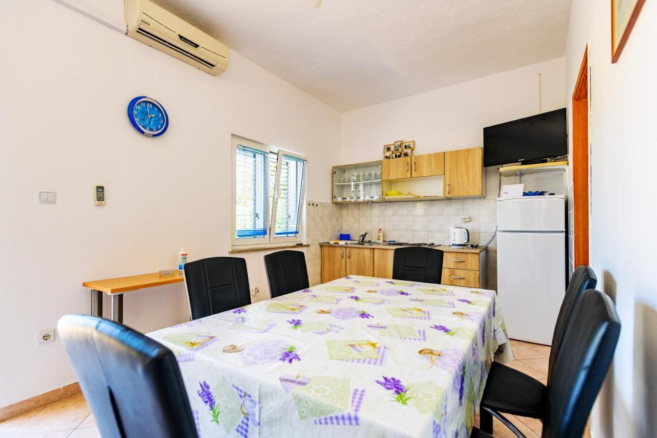 Apartmant Prosika Đảo Pag Ngoại thất bức ảnh