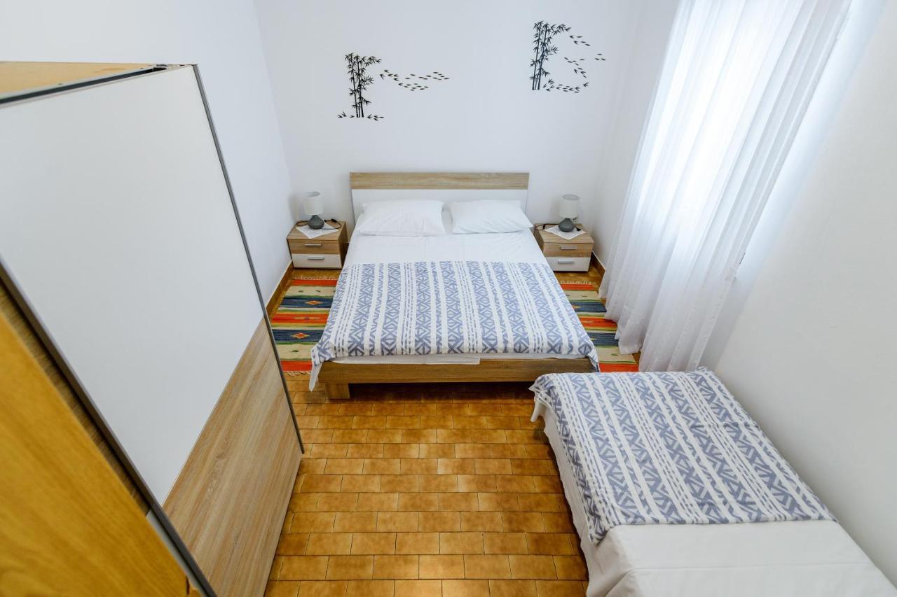 Apartmant Prosika Đảo Pag Ngoại thất bức ảnh
